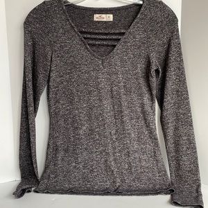 Hollister v-neck long sleeve super soft heathered top size medium